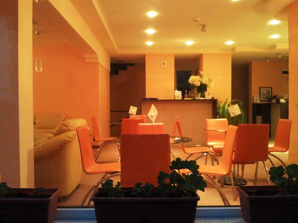 Motivi Hotel Saints Constantine and Helena Екстер'єр фото